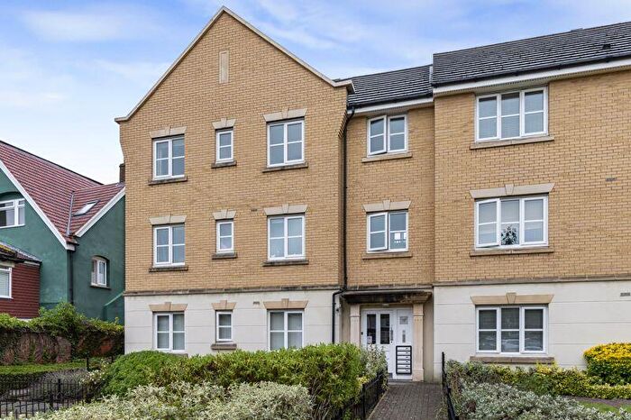2 Bedroom Flat For Sale In Beaconsfield Road, Bexley, DA5