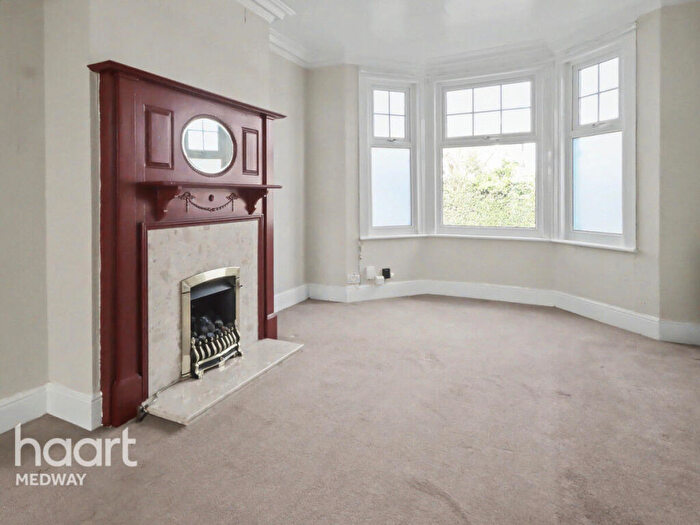 3 Bedroom Terraced House To Rent In Second Avenue, Gillingham, ME7