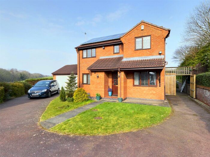 4 Bedroom Detached House To Rent In Little Oakwood Drive, Nottingham, Nottinghamshire, NG5