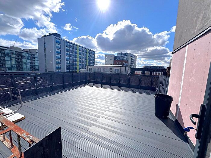 1 Bedroom Flat To Rent In Sheringham Court, Clayton Road, Hayes, Greater London, UB3