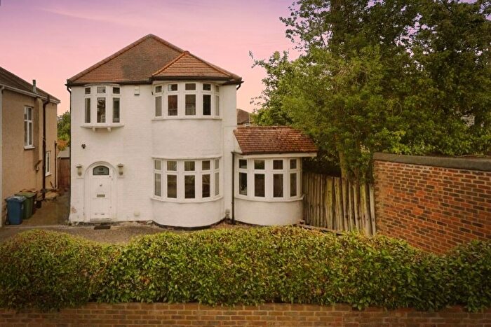 4 Bedroom Detached House For Sale In Tenby Avenue, Harrow, HA3