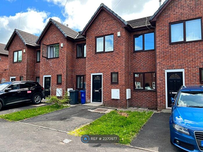 3 Bedroom Terraced House To Rent In Grafton Street, Blackburn, BB2
