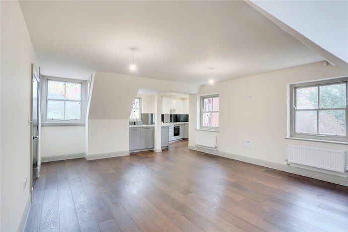 2 Bedroom Flat To Rent In Church Road, Tunbridge Wells, TN1