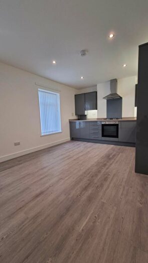 2 Bedroom Flat To Rent In Adamsdown Square, Adamsdown, Cardiff, CF24