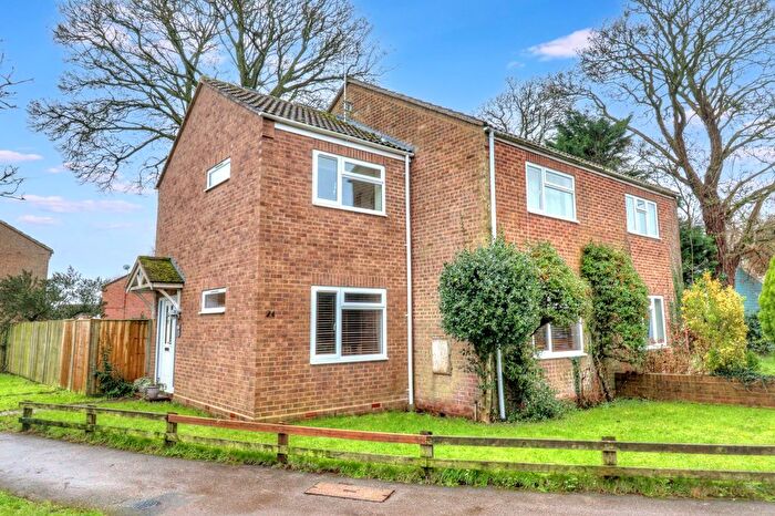 3 Bedroom Semi-Detached House For Sale In Lower Church Street, Stokenchurch, HP14