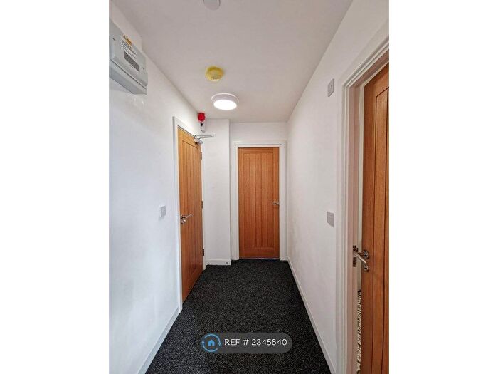 1 Bedroom Flat To Rent In Chepstow Road, Newport, NP19