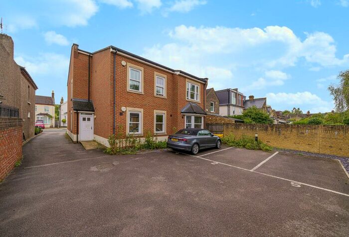 1 Bedroom Flat To Rent In Gabriels Mews, Beckenham, BR3