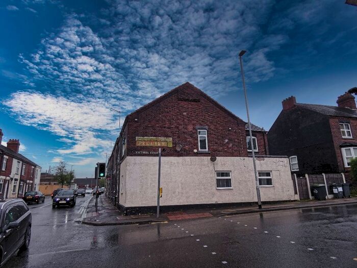 1 Bedroom Flat To Rent In First Floor, Shelton New Road, Stoke-On-Trent, ST4
