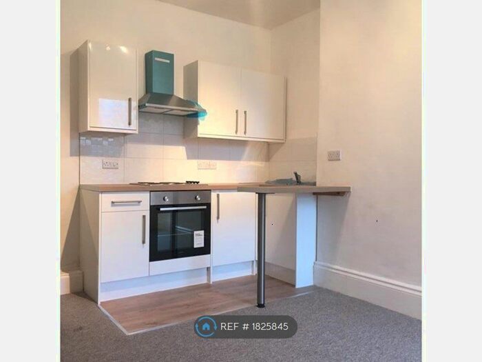 1 Bedroom Flat To Rent In Severn Road, Weston-Super-Mare, BS23