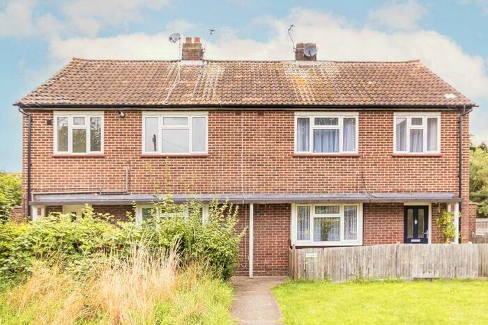 1 Bedroom Flat To Rent In Bird Walk, Twickenham, TW2