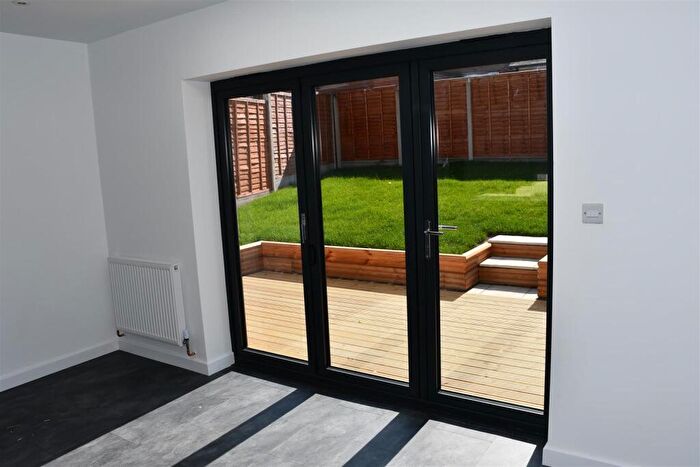 4 Bedroom Detached House For Sale In Cherry Tree Lane, Halesowen, B63