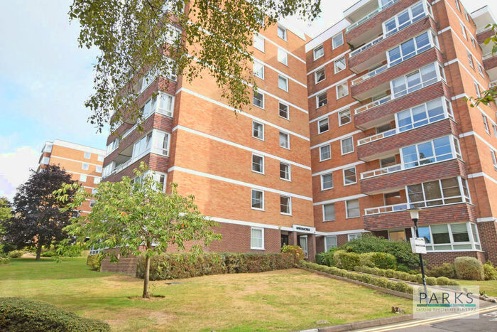 2 Bedroom Apartment To Rent In Greenacres, Brighton, BN1
