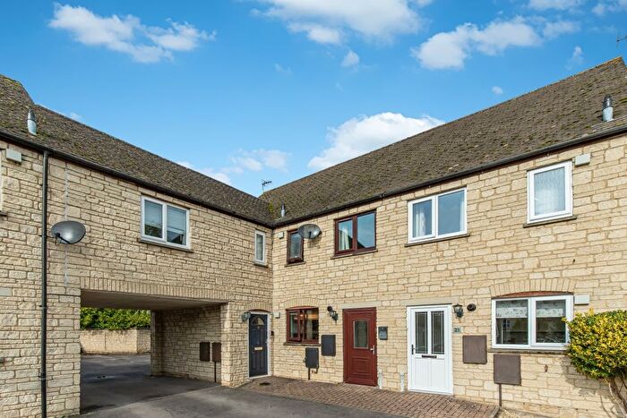 2 Bedroom Terraced House To Rent In Barrington Close, Witney, OX28