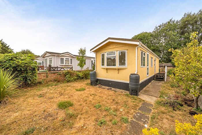 2 Bedroom Mobile/park Home For Sale In Orchard Park, Shouldham, Kings Lynn, Norfolk, PE33