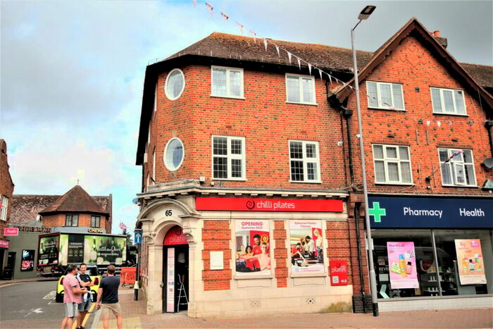 3 Bedroom Apartment To Rent In Packhorse Road, Gerrards Cross, SL9