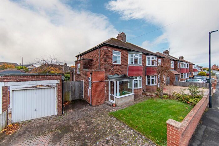 3 Bedroom Semi Detached House For Sale In Westwood Road, Brunton Park, NE3