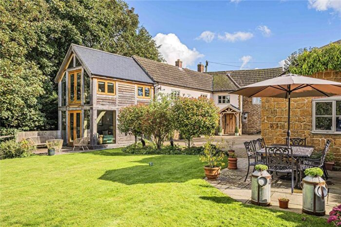 4 Bedroom Detached House For Sale In Manor Road, Staverton, Daventry, NN11