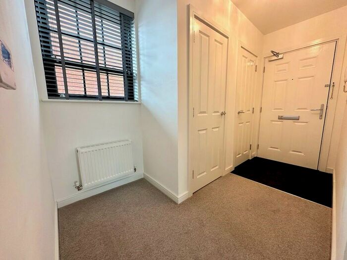 2 Bedroom Apartment To Rent In Badger Close, Brackley, NN13