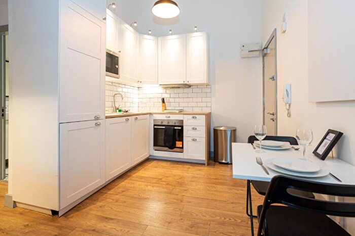 1 Bedroom Serviced Apartments To Rent In Eccles New Road, Manchester, Greater Manchester, M5