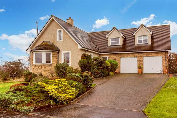 6 Bedroom Detached House For Sale In The Green, Peat Inn, Cupar, KY15