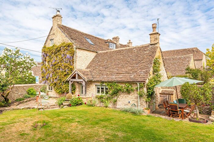 3 Bedroom Semi-Detached House For Sale In Sopworth, Chippenham, SN14