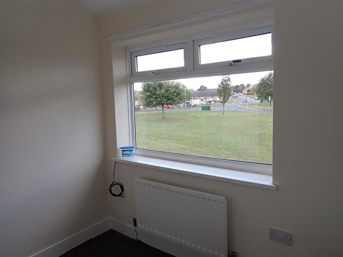 3 Bedroom Semi-Detached House To Rent In Terrier Close, Bedlington, NE22
