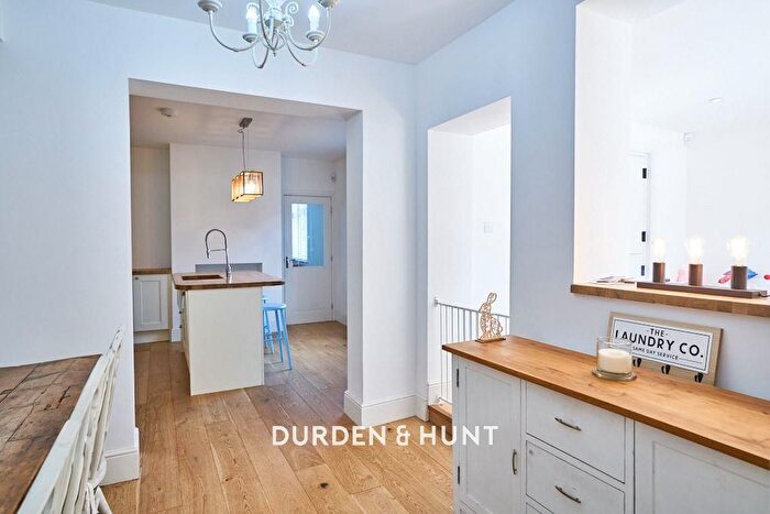 4 Bedroom Semi-Detached House To Rent In Upshirebury Green, Waltham Abbey, EN9