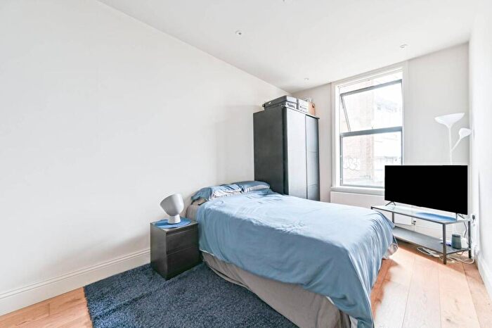 1 Bedroom Flat To Rent In Petram House, Elephant And Castle, London, SE17