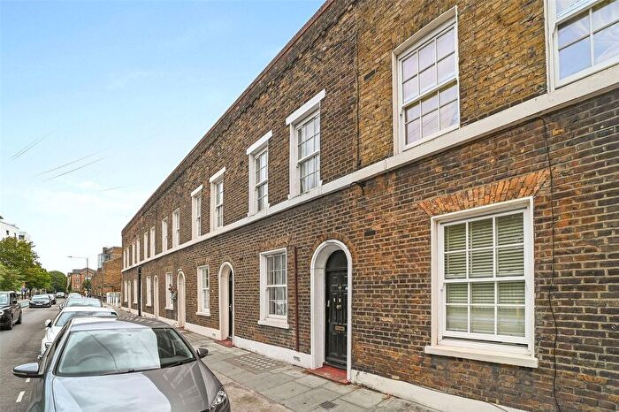 3 Bedroom Terraced House For Sale In Cable Street, London, E1W