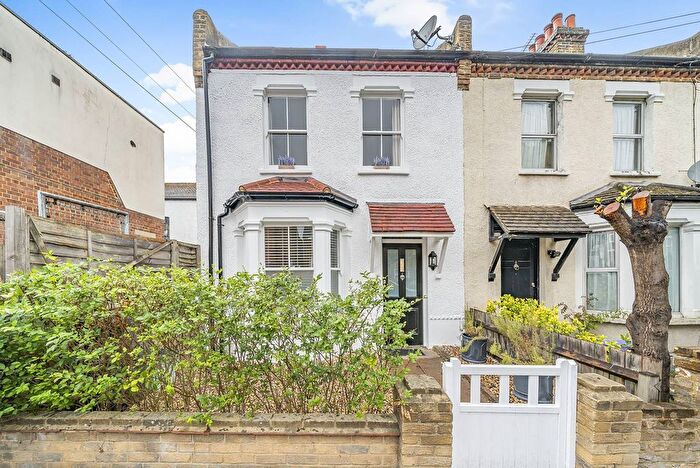 2 Bedroom End Of Terrace House For Sale In Hardy Road, South Wimbledon, London, SW19