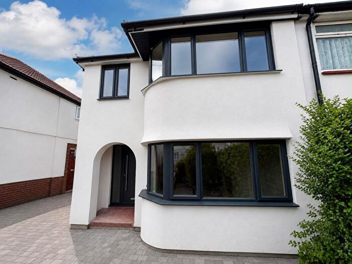 3 Bedroom Semi-Detached House To Rent In Lancaster Avenue, Slough, SL2