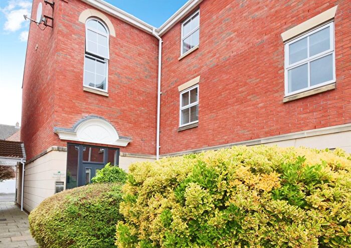 2 Bedroom Flat For Sale In Cobham Way, York, YO30