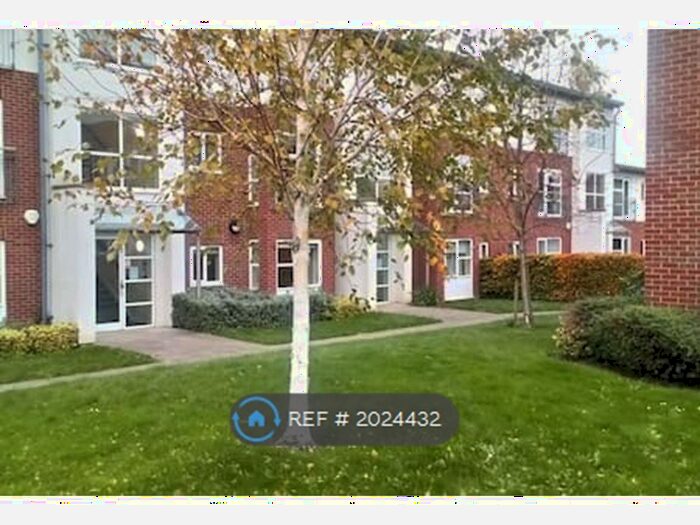 2 Bedroom Flat To Rent In Tandem Place, York, YO10