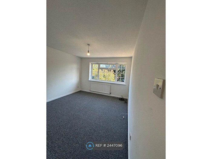 4 Bedroom Semi-Detached House To Rent In The Street, Latchingdon, CM3