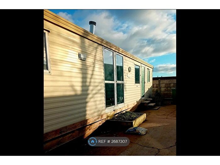 2 Bedroom Park Home To Rent In Stoney Street Caravan Site, Madley, Hereford, HR2