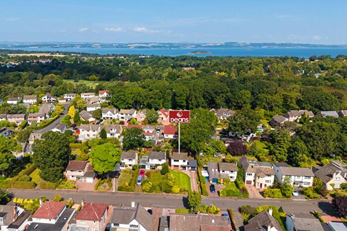 3 Bedroom Villa For Sale In Barnton Park Avenue, Edinburgh, EH4