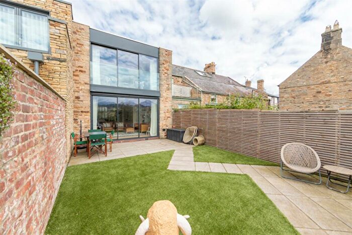 2 Bedroom Terraced House To Rent In Front Street, Corbridge, NE45