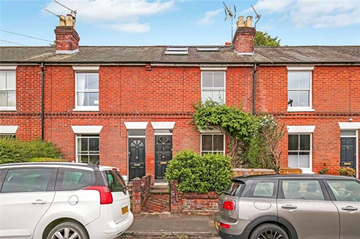 3 Bedroom Terraced House For Sale In Greenhill Road, Winchester, Hampshire, SO22