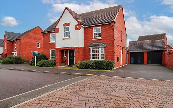 4 Bedroom Detached House For Sale In Barley Way, Long Itchington, Southam, CV47