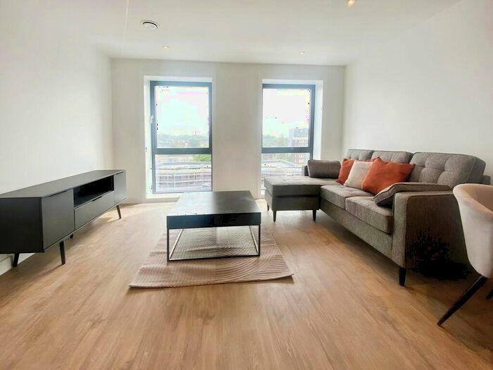 1 Bedroom Apartment To Rent In The Phoenix, Saxton Lane, LS9