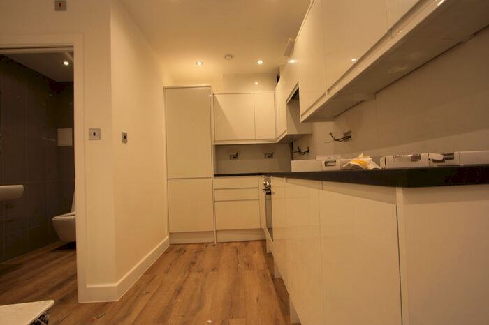 Studio To Rent In East Dulwich Road, London, SE22