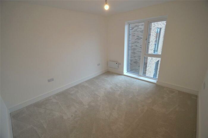 1 Bedroom Flat To Rent In Cooper Avenue, Birmingham, West Midlands, B31