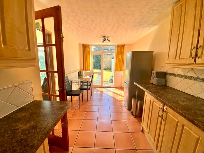 2 Bedroom Flat To Rent In New Spring Street, Hockley, Birmingham, B18