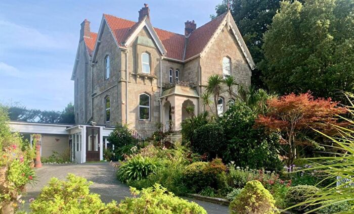 7 Bedroom Detached House For Sale In Stunning Victorian Residence - Trinity Road, Ventnor, PO38