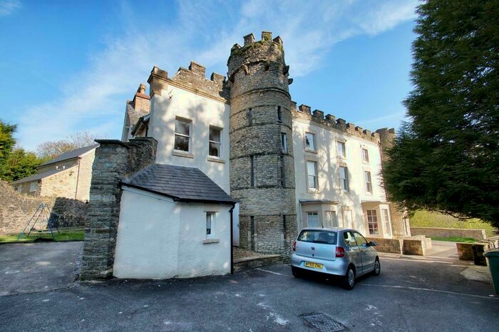 2 Bedroom Apartment To Rent In Willsbridge House, BS30