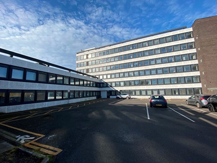 1 Bedroom Flat To Rent In Green Lane, Yeadon, Leeds, LS19