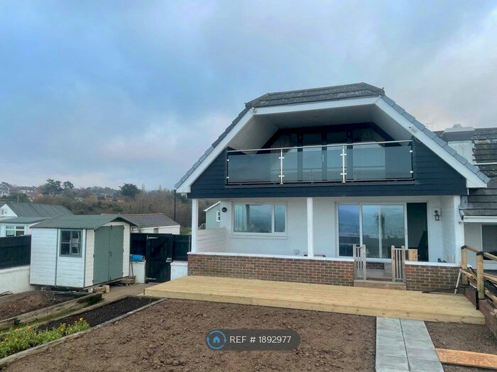 4 Bedroom Semi-Detached House To Rent In Marsh Road, Cowes, PO31