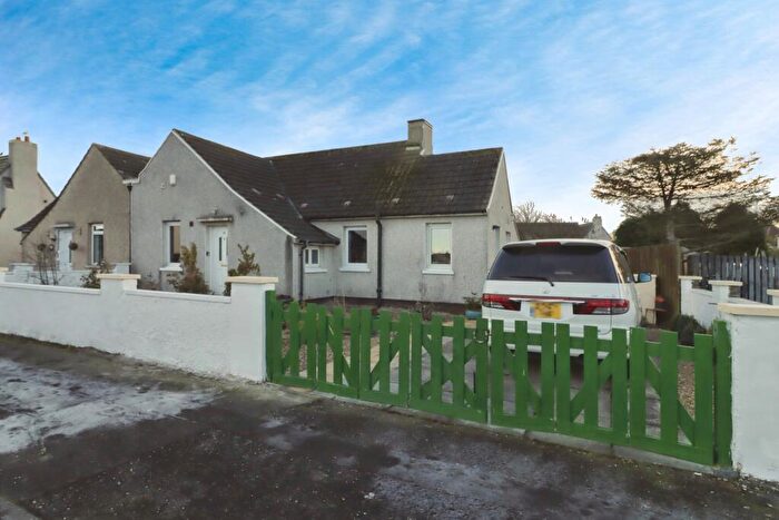 2 Bedroom Bungalow For Sale In Dundonald Park, Cardenden, Lochgelly, Fife, KY5