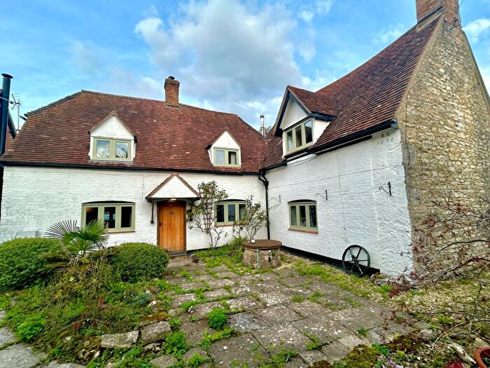 3 Bedroom House To Rent In Horton Cum Studley, OX33