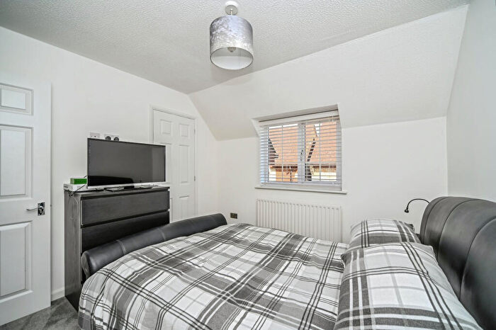 2 Bedroom Apartment To Rent In St. Francis Court, Shefford, SG17